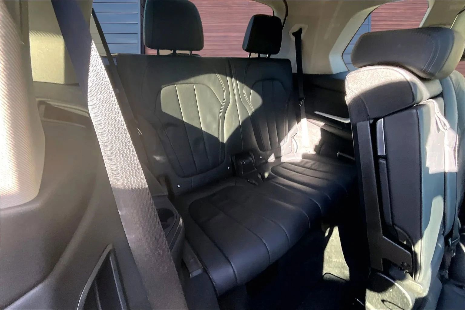 Used 2021 BMW X7 xDrive40i w/ Parking Assistance Package image 27