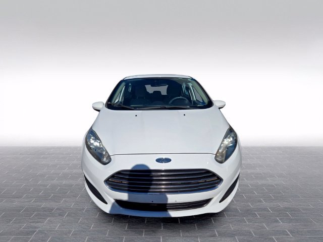 Used 2018 Ford Fiesta SE FWD image 2