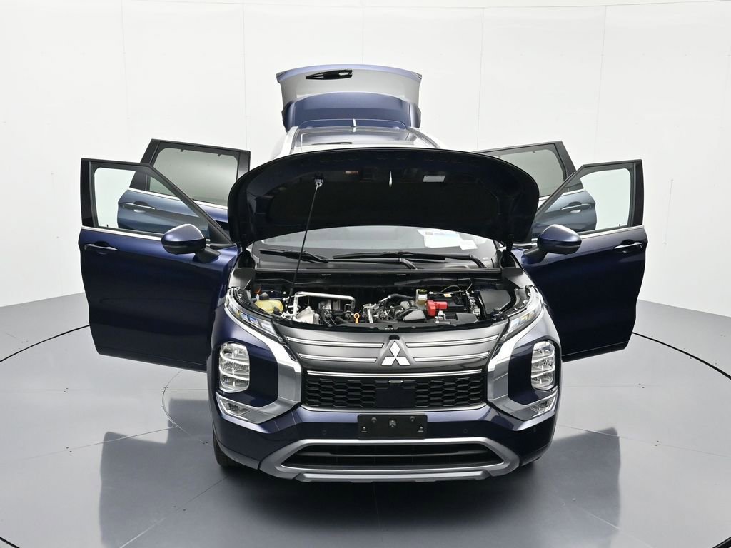 Used 2025 Mitsubishi Outlander SEL image 47