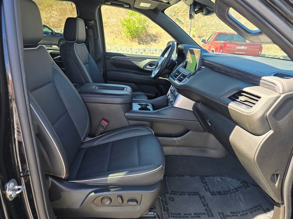 Certified 2023 GMC Yukon XL SLT image 30