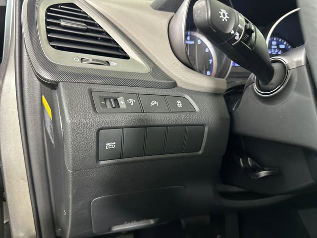 Used 2015 Hyundai Santa Fe Sport w/ Option Group 02 image 19