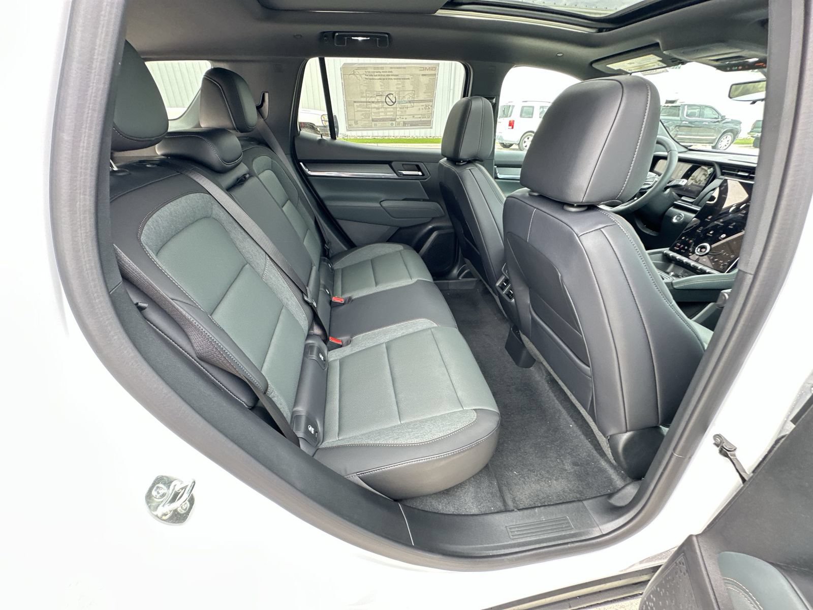 New 2026 GMC Terrain AT4 w/ Convenience Package III AWD/4WD image 27