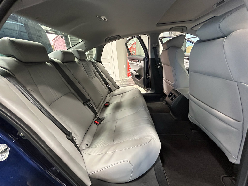 Used 2018 Honda Accord EX-L image 45
