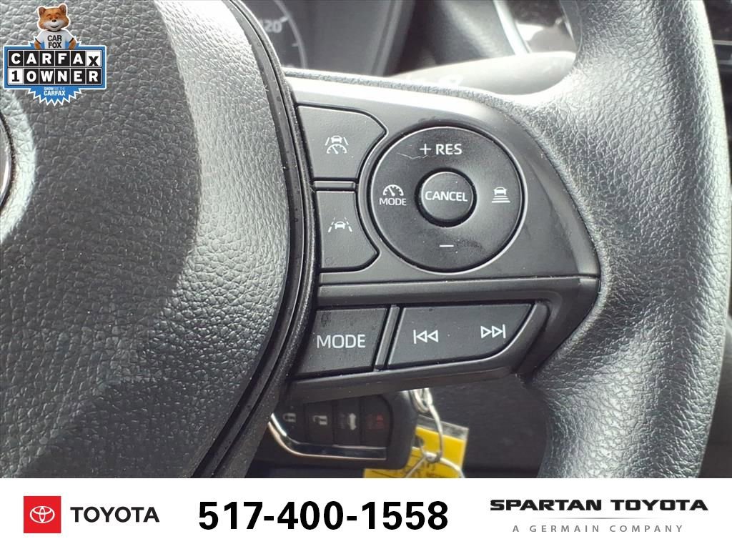 Used 2025 Toyota Corolla LE image 17