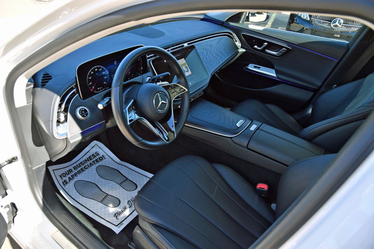 Used 2025 Mercedes-Benz E 350 Sedan image 39