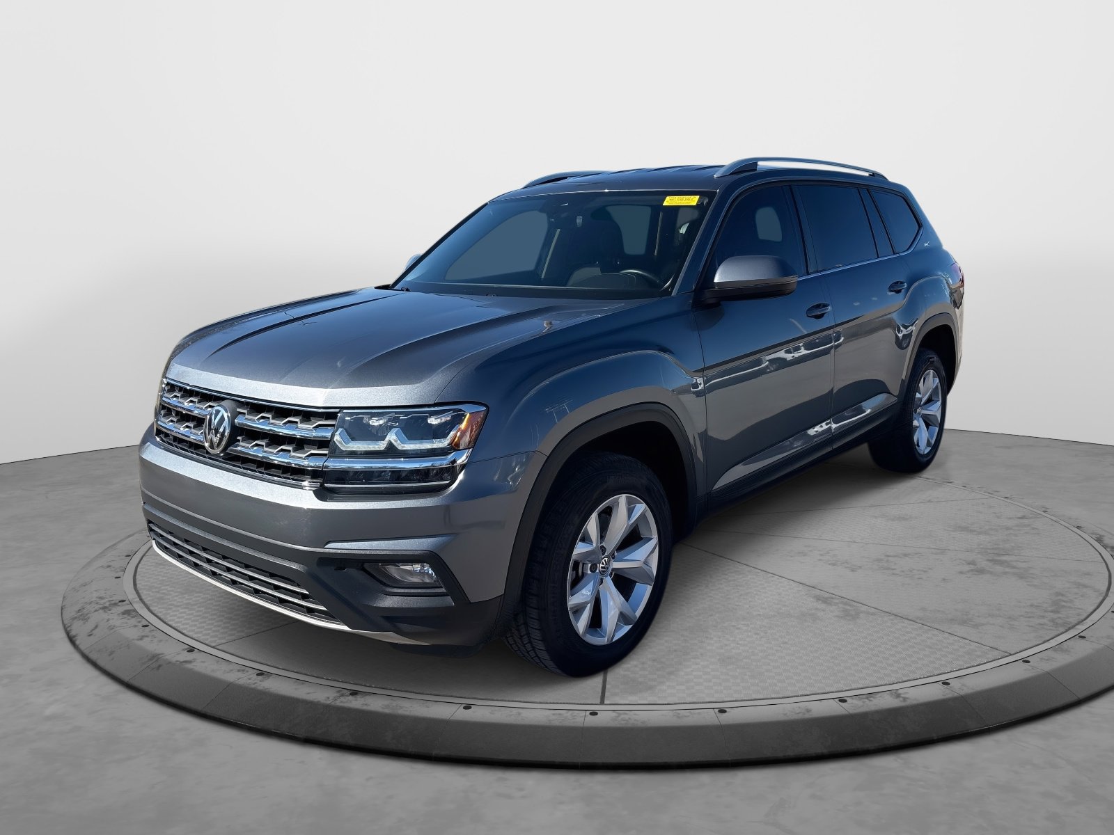 Used 2018 Volkswagen Atlas SE image 3