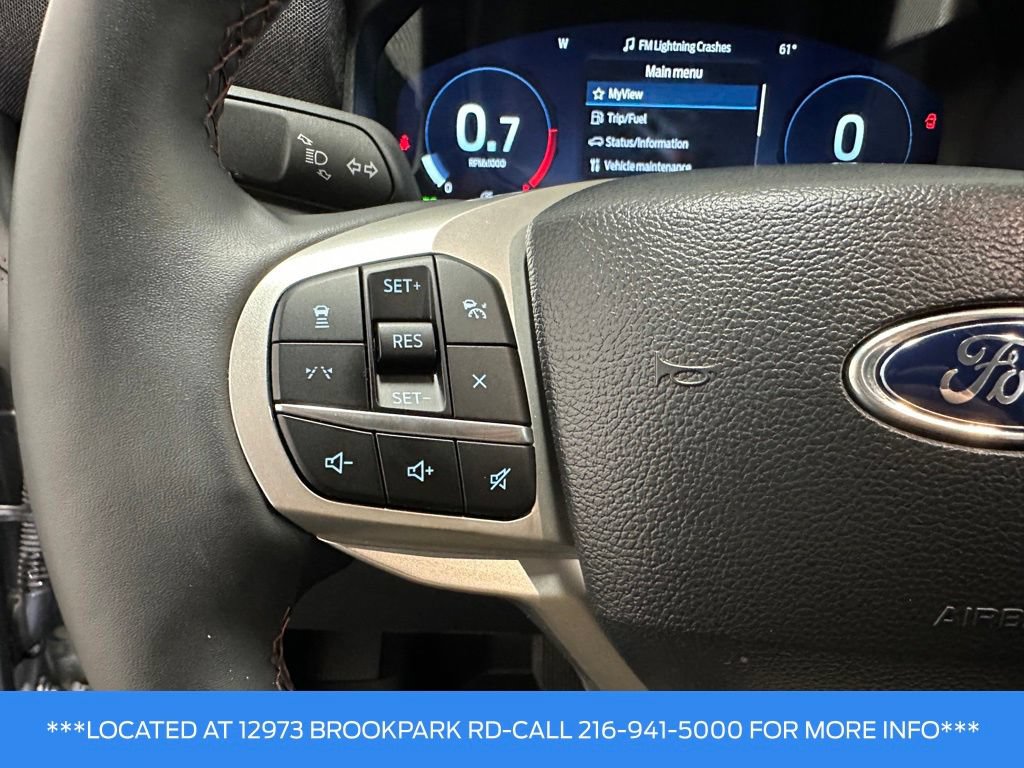 Used 2025 Ford Explorer Active w/ Active Comfort Package AWD/4WD image 13