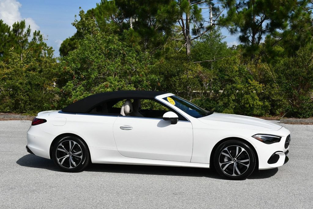 Used 2024 Mercedes-Benz CLE 300 4MATIC Cabriolet image 51