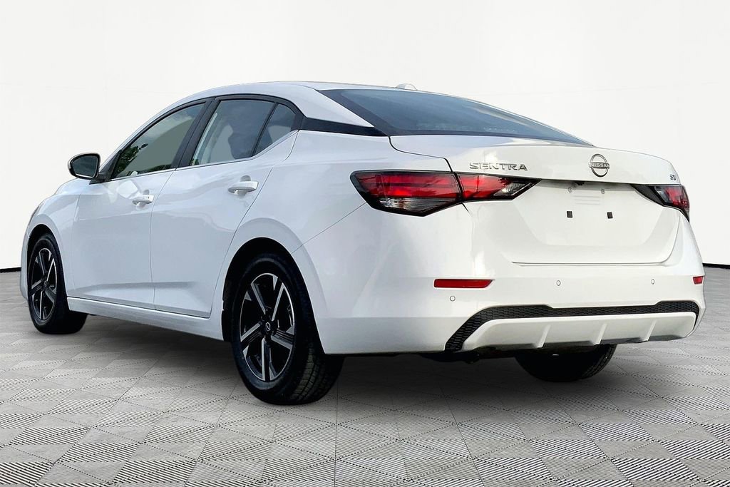 Used 2024 Nissan Sentra SV image 4
