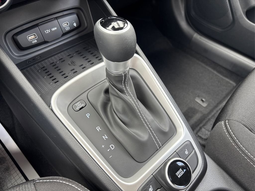 New 2026 Hyundai Venue SEL FWD image 27