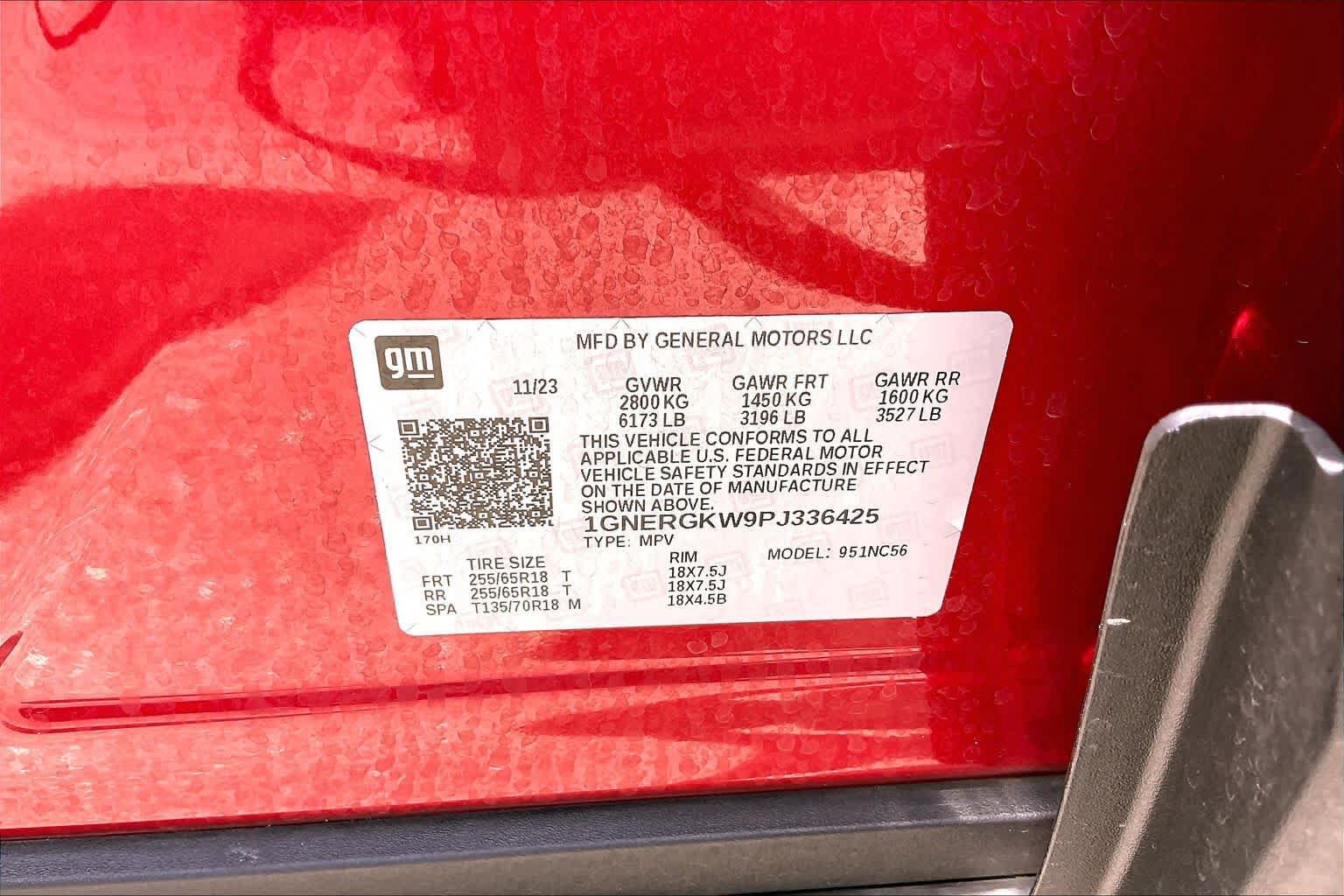 Used 2023 Chevrolet Traverse LT FWD image 31