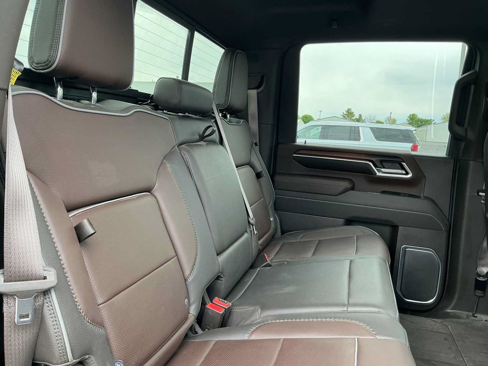 Used 2025 GMC Sierra 2500 Denali w/ Denali Reserve Package AWD/4WD image 22