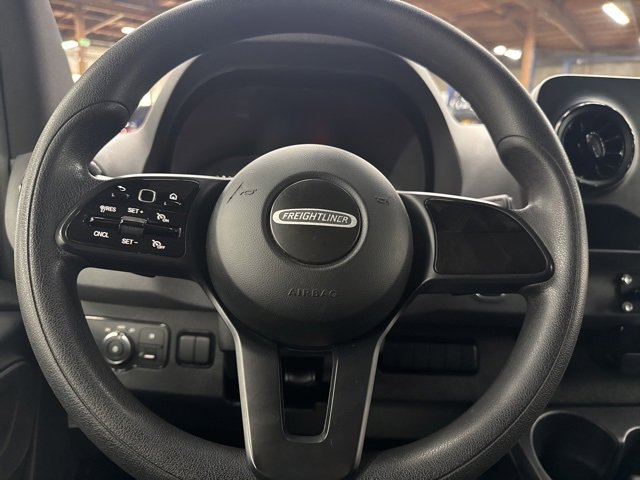 Used 2019 Freightliner Sprinter 2500 image 7
