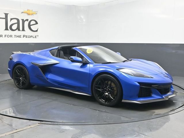 Used 2023 Chevrolet Corvette Z06 RWD image 6