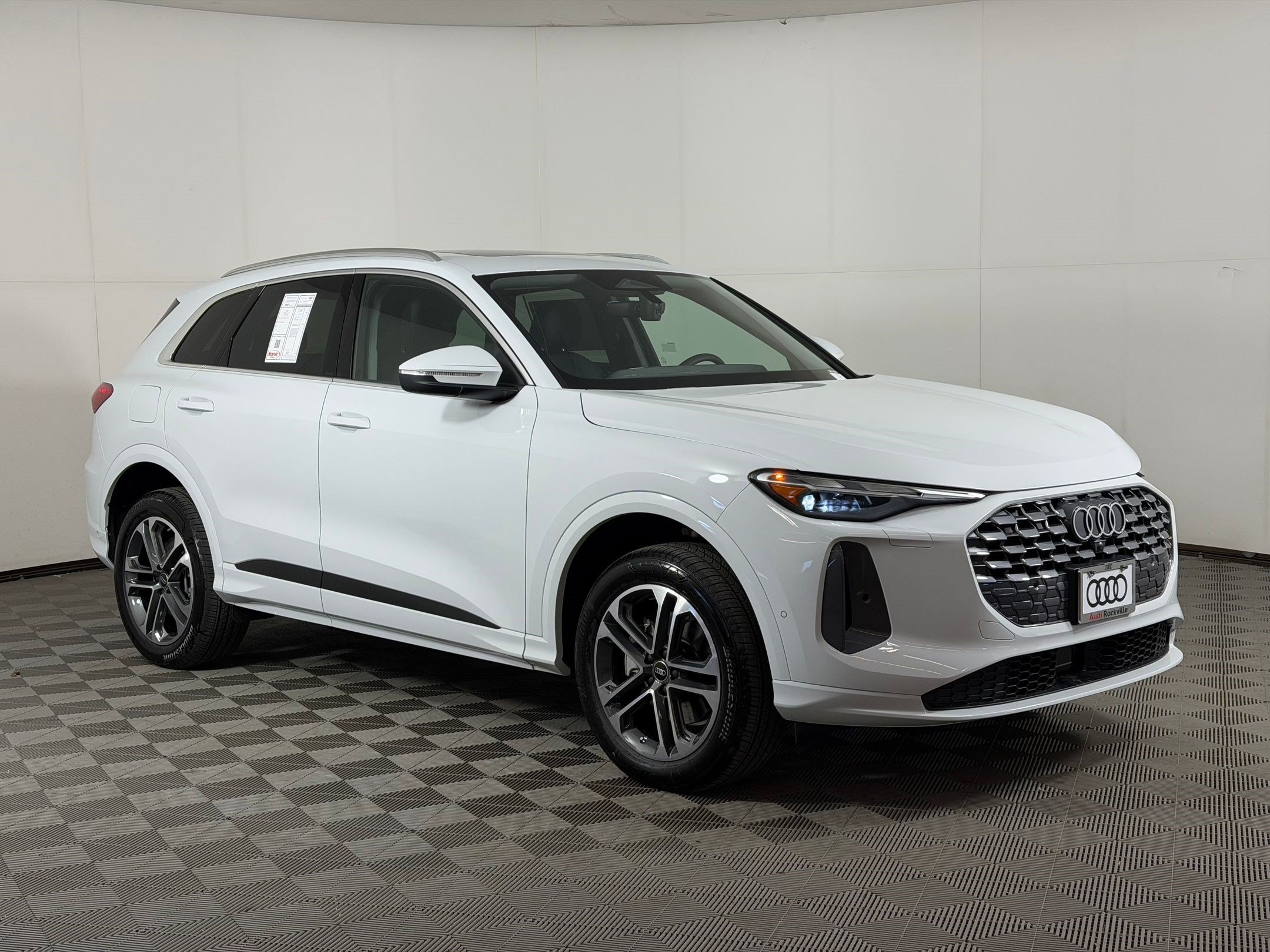 New 2026 Audi Q5 Premium AWD/4WD image 7