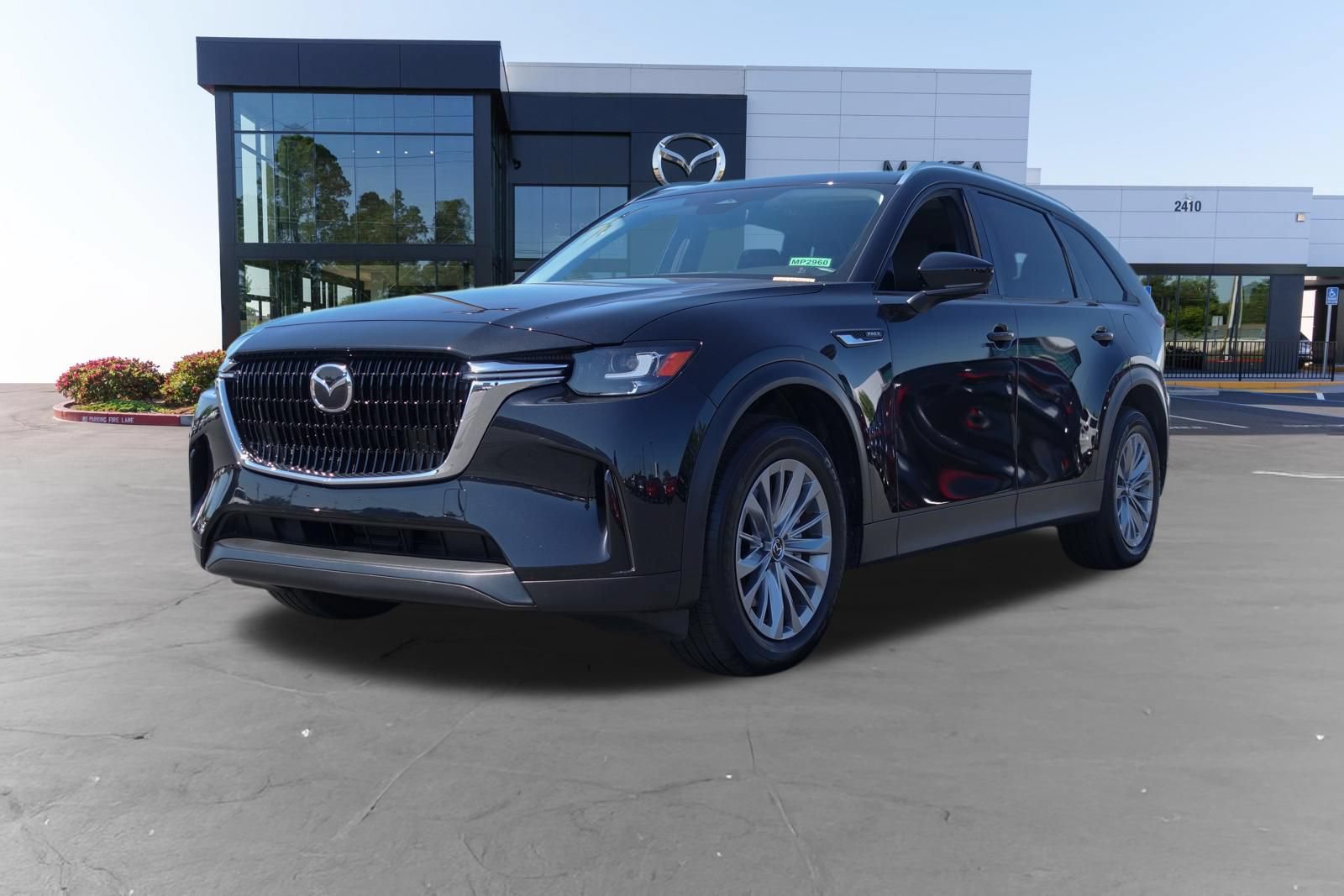 Used 2024 MAZDA CX-90 Plug-In Hybrid w/ Preferred AWD/4WD image 9