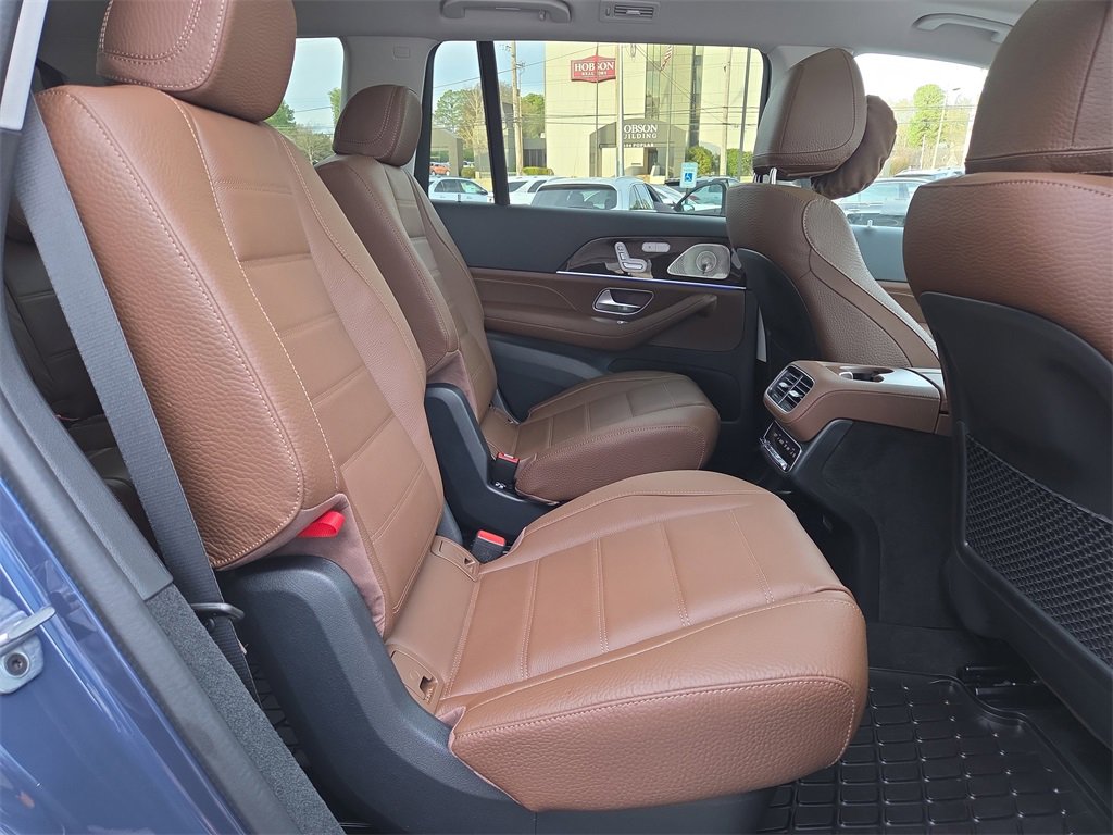 New 2026 Mercedes-Benz GLS 450 4MATIC image 16