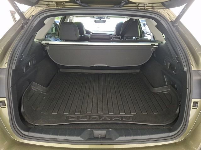 Used 2025 Subaru Outback Onyx Edition AWD/4WD image 34