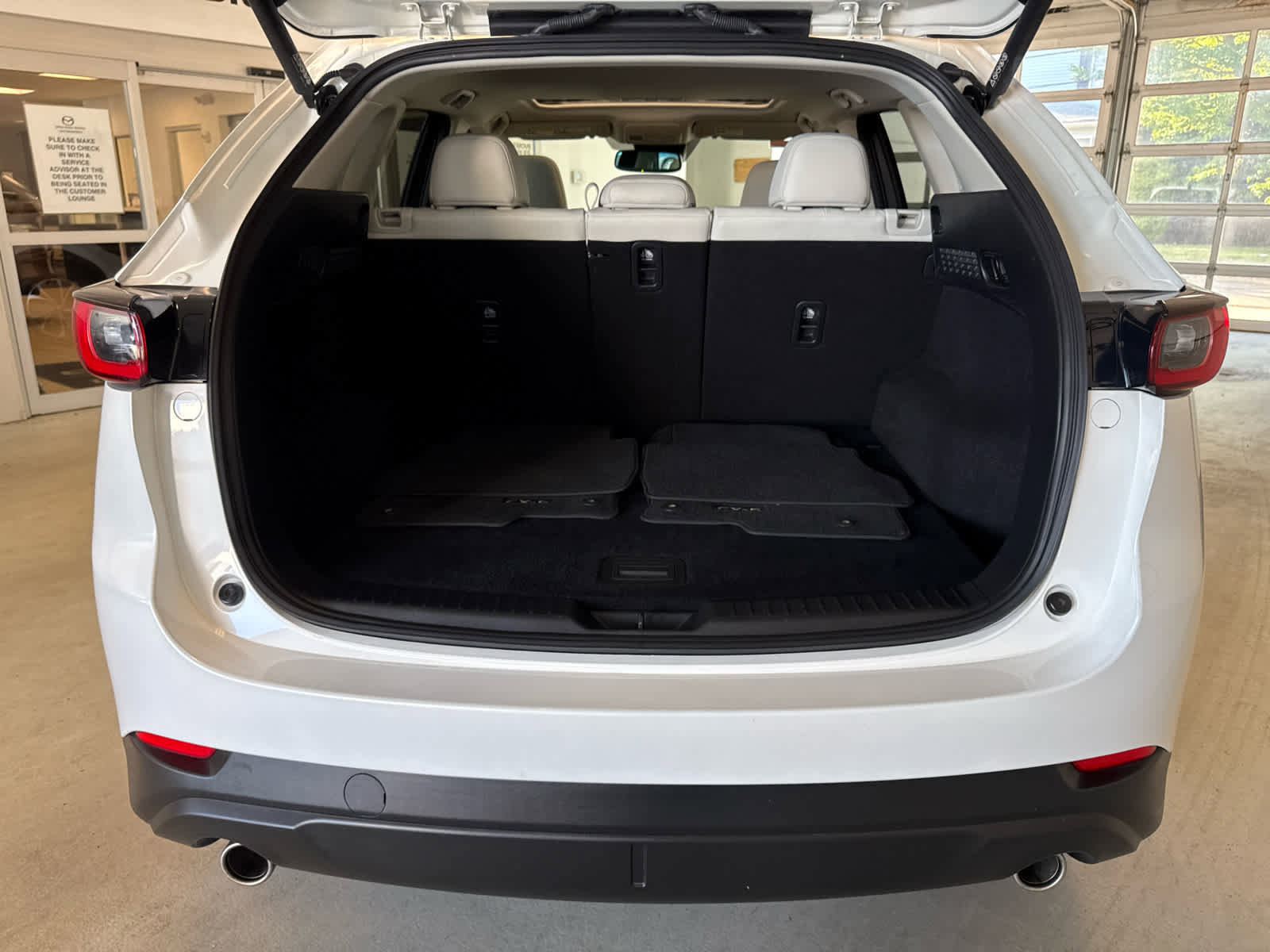 Certified 2023 MAZDA CX-5 AWD 2.5 S w/ Premium Package image 22