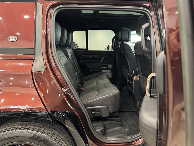 Used 2023 Land Rover Defender 130 X image 10