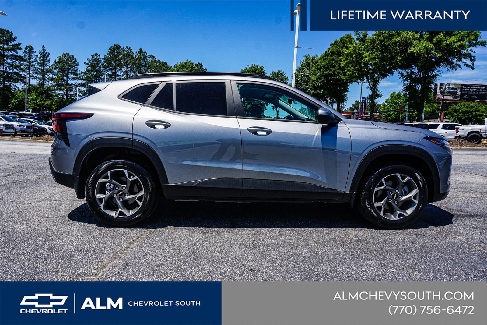 New 2026 Chevrolet Trax LT w/ Driver Confidence Package FWD image 10