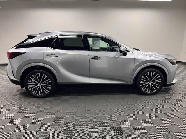 Used 2023 Lexus RX 350 w/ Cold Area Package image 4