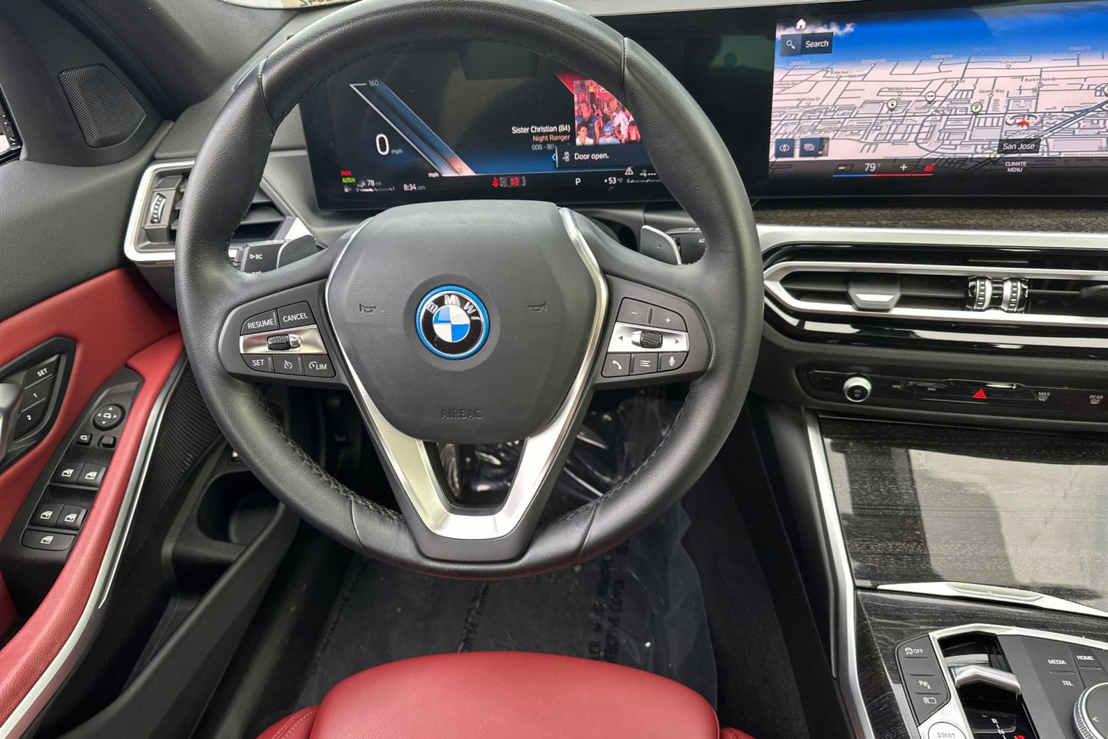 Used 2023 BMW 330e w/ Convenience Package image 27