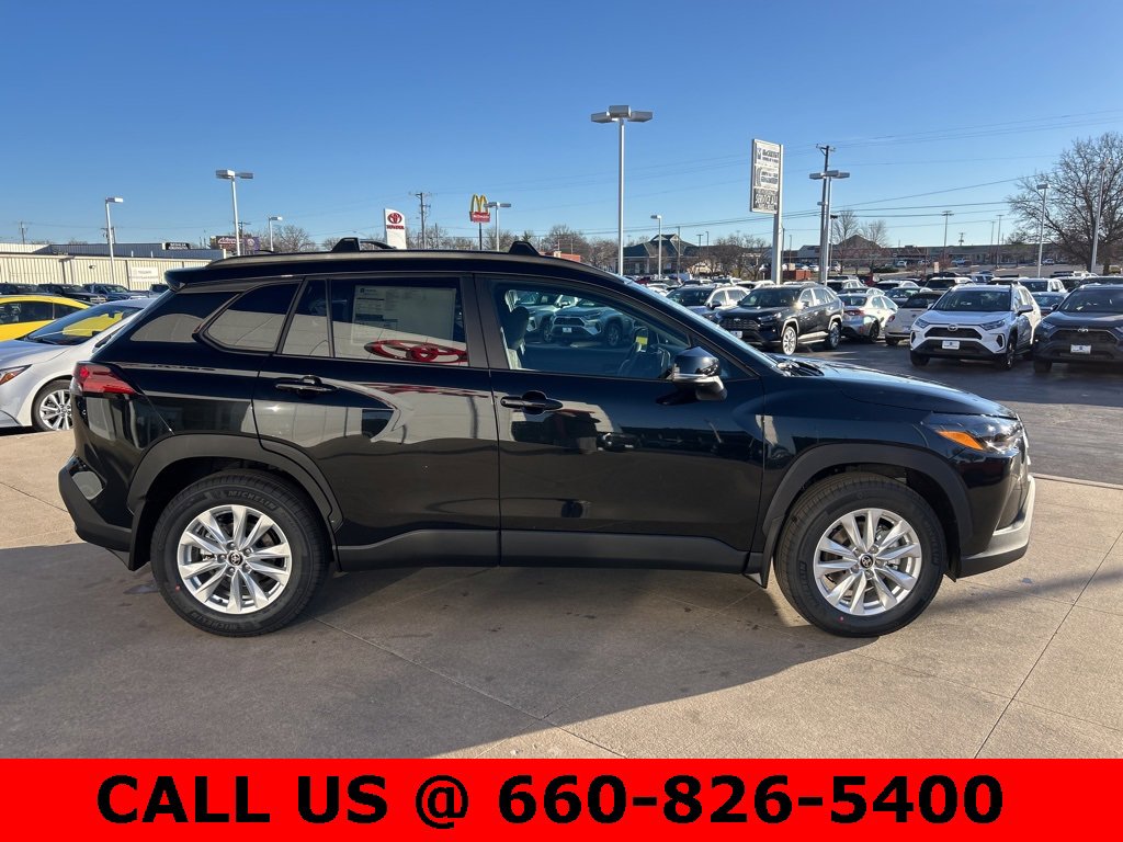 New 2026 Toyota Corolla Cross LE image 5