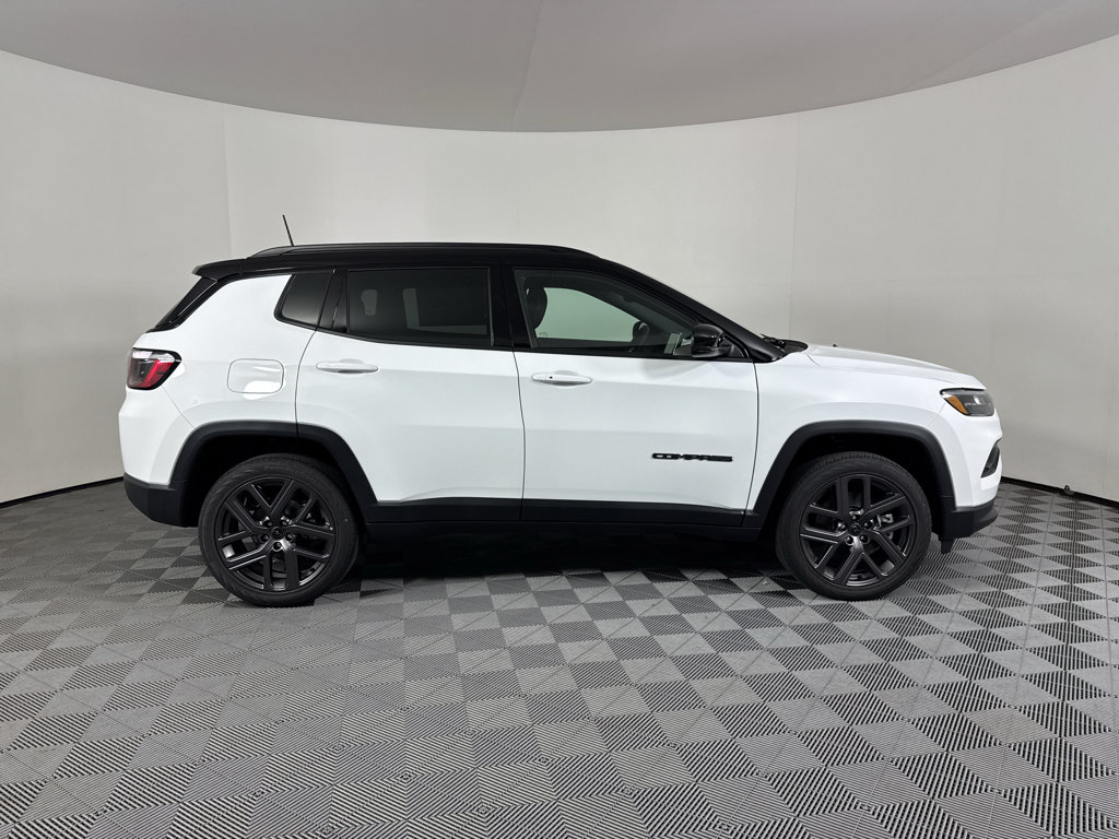 New 2026 Jeep Compass Limited AWD/4WD image 15