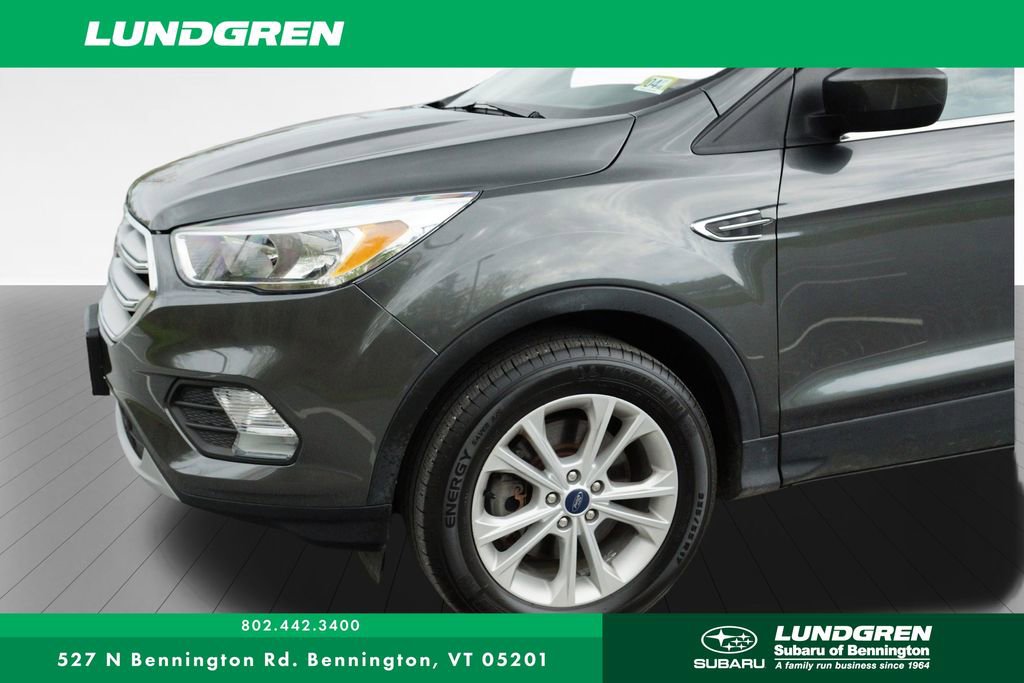 Used 2019 Ford Escape SE AWD/4WD image 32