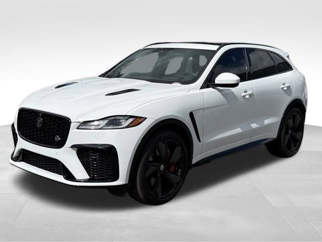 Certified 2022 Jaguar F-PACE SVR image 1
