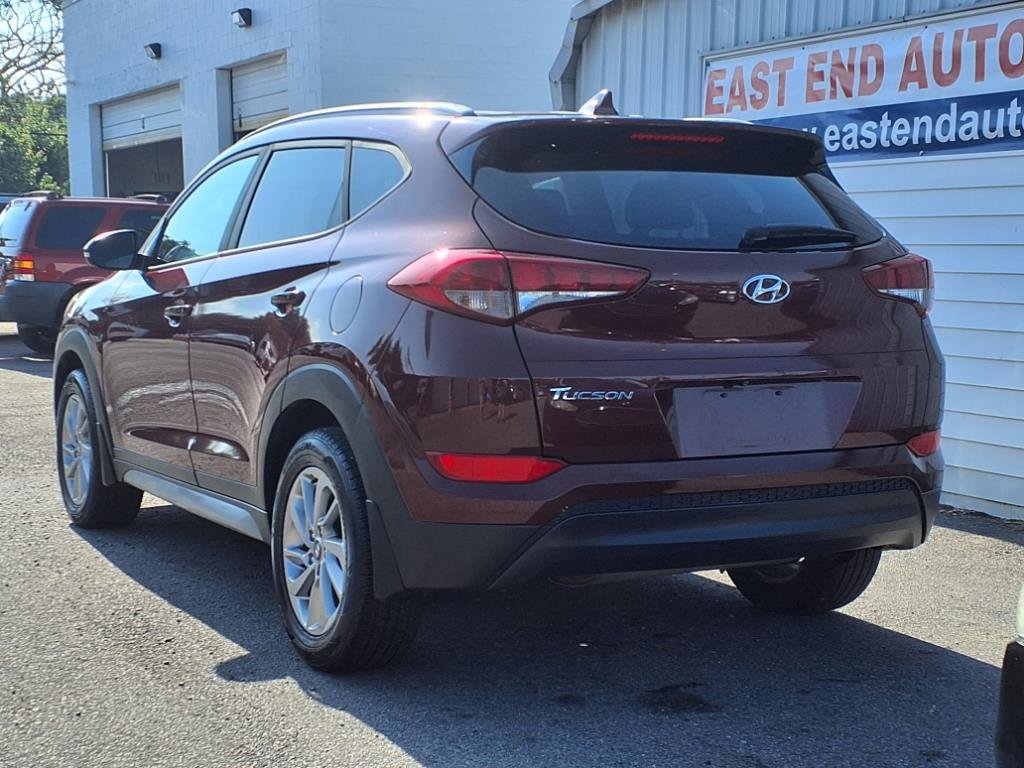 Used 2017 Hyundai Tucson SE Plus w/ Cargo Package image 3