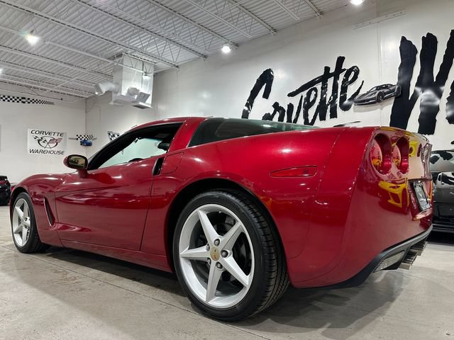 Used 2012 Chevrolet Corvette Coupe w/ 2LT Preferred Equipment Group RWD image 4