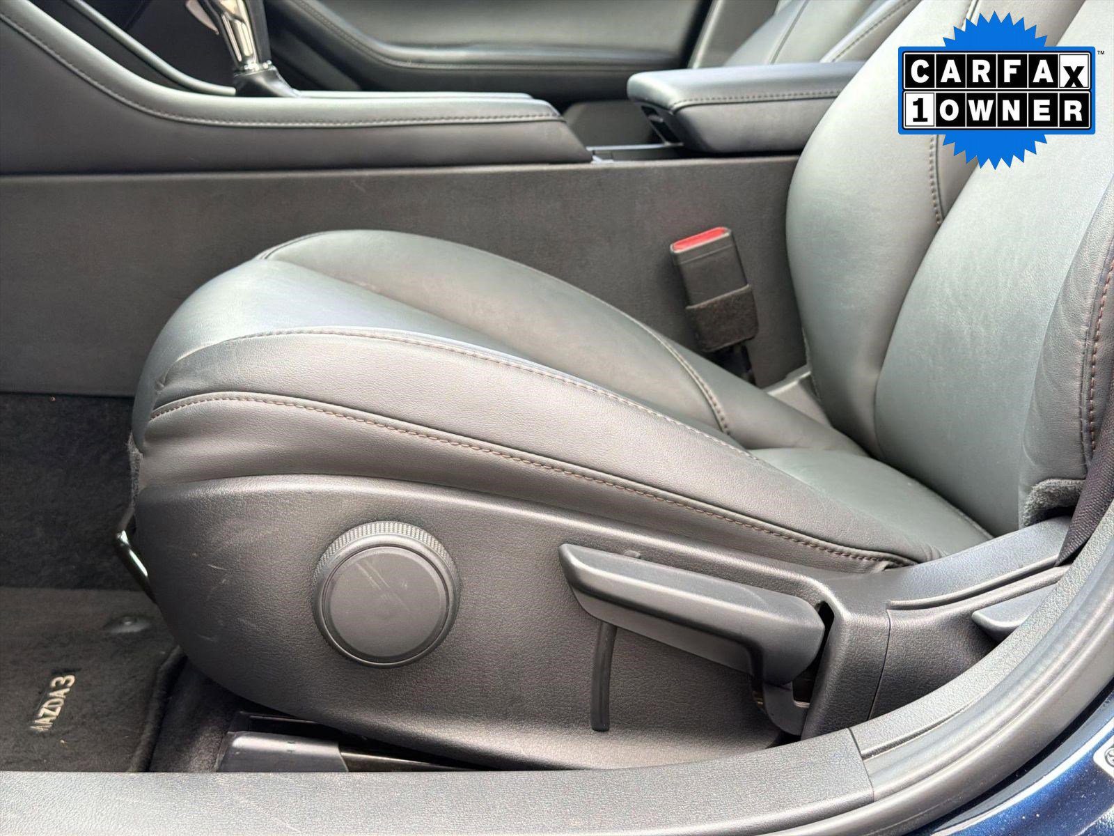 Used 2025 MAZDA MAZDA3 s FWD image 14