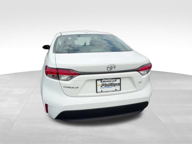 Used 2024 Toyota Corolla LE FWD image 5