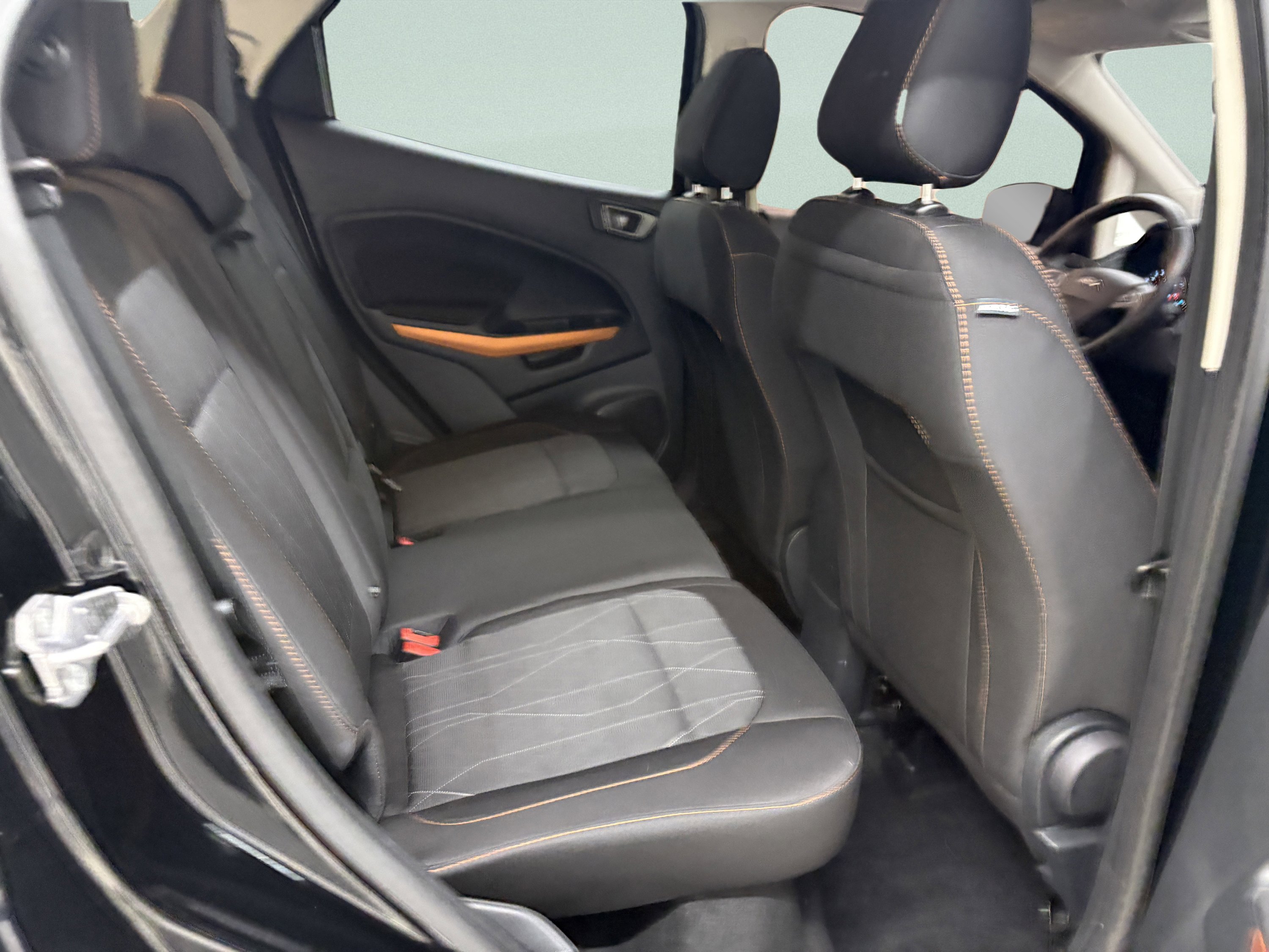 Used 2021 Ford EcoSport SE w/ SE Appearance Package FWD image 21