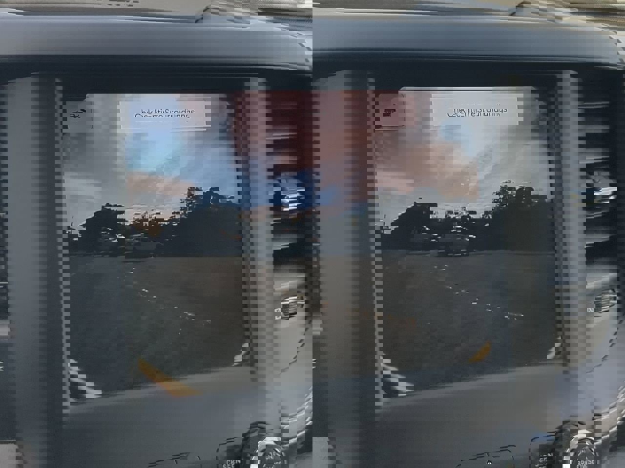 Used 2022 RAM 5500 Tradesman w/ Chrome Appearance Group image 18