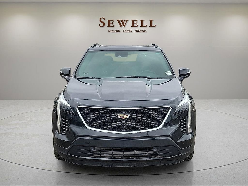 Used 2021 Cadillac XT4 Sport w/ Cold Weather Package FWD image 8