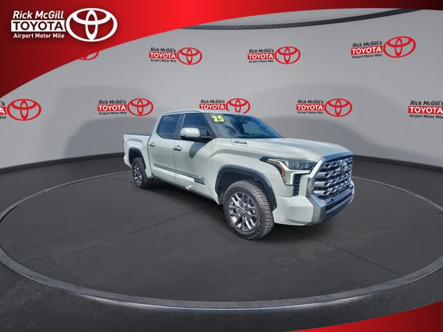 Used 2025 Toyota Tundra Platinum AWD/4WD image 2