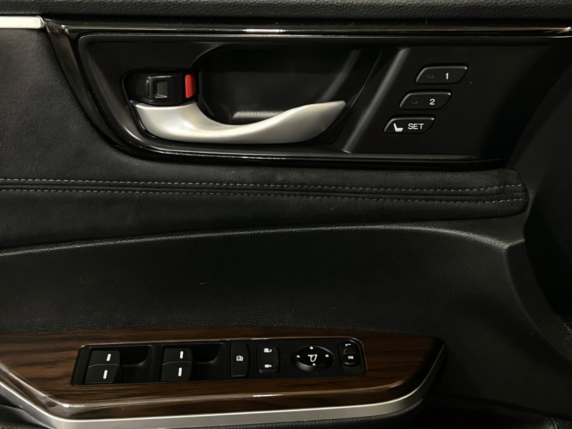 Used 2018 Honda Clarity Touring image 14