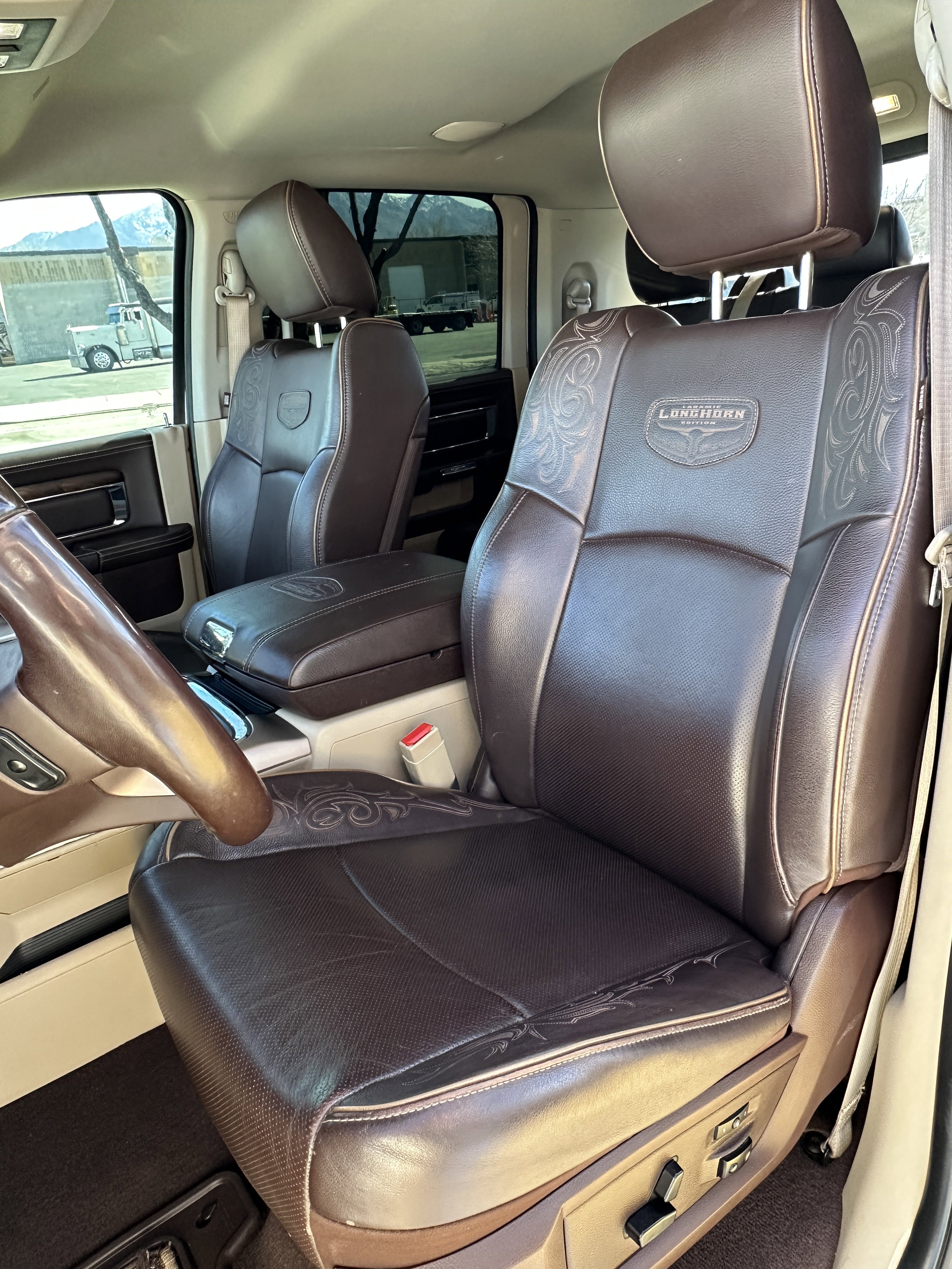 Used 2017 RAM 3500 Laramie Longhorn w/ Convenience Group image 25