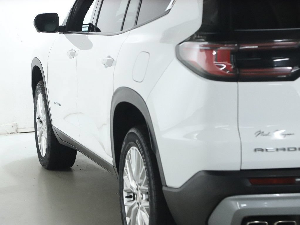 Used 2024 GMC Acadia Elevation FWD image 41