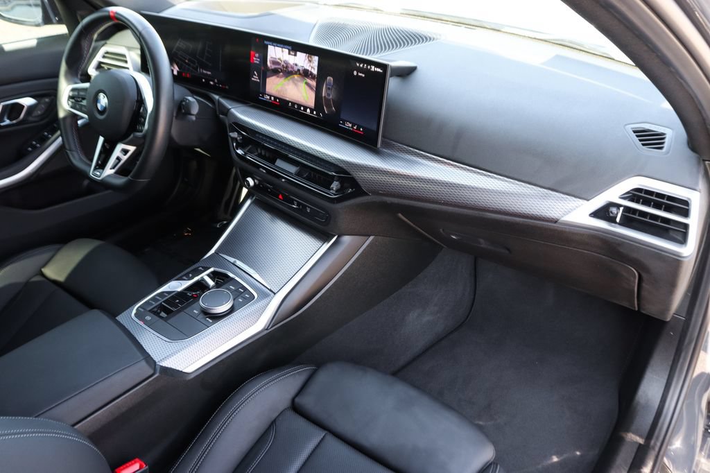 Used 2025 BMW M340i w/ Premium Package RWD image 30