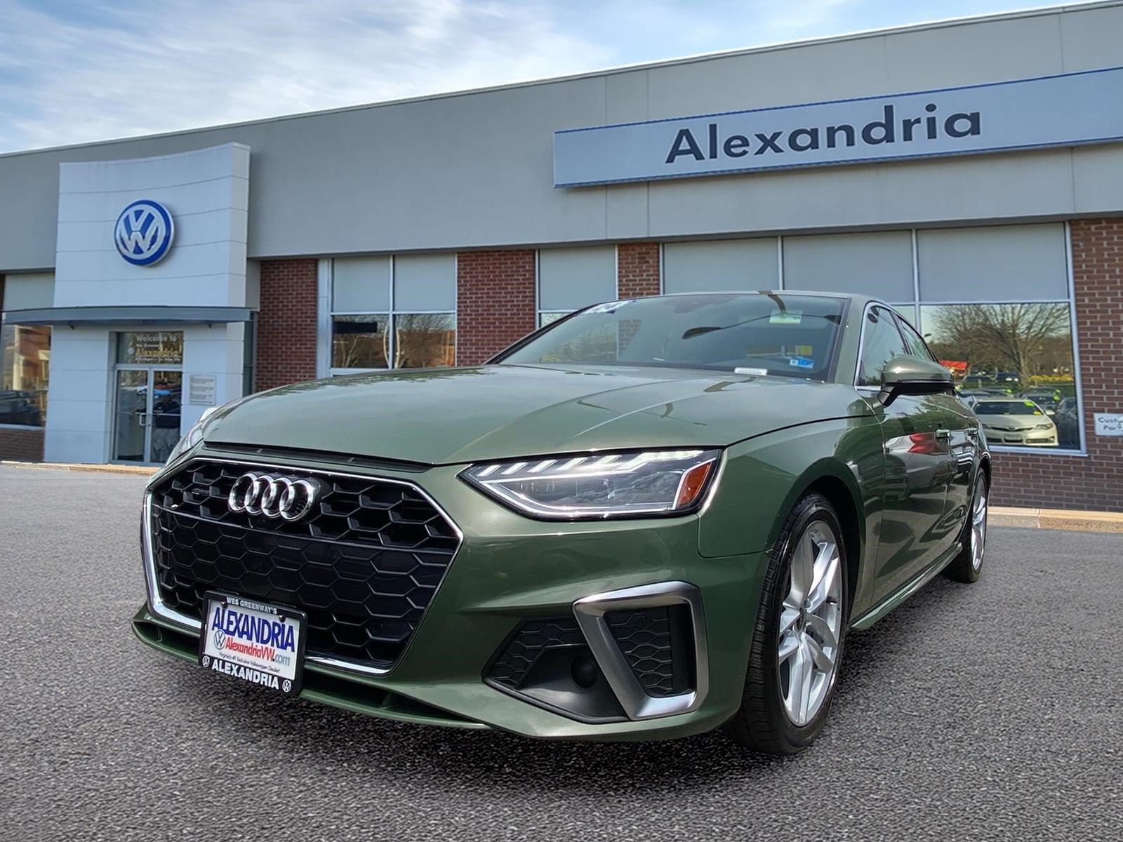 Used 2024 Audi A4 2.0T Premium Plus AWD/4WD image 1