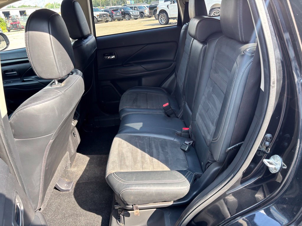 Used 2019 Mitsubishi Outlander FWD image 20