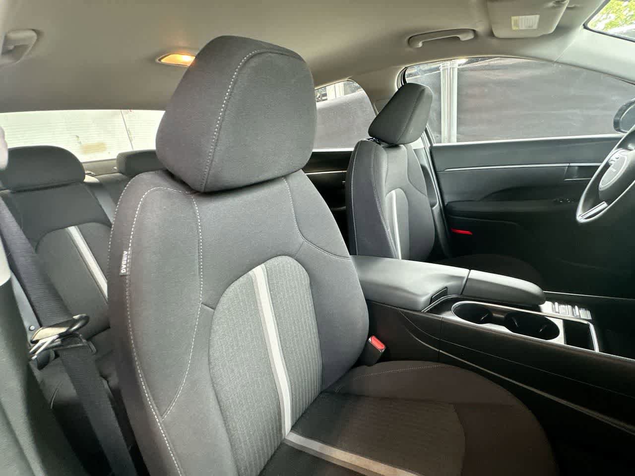 Used 2025 Hyundai Sonata SEL FWD image 27