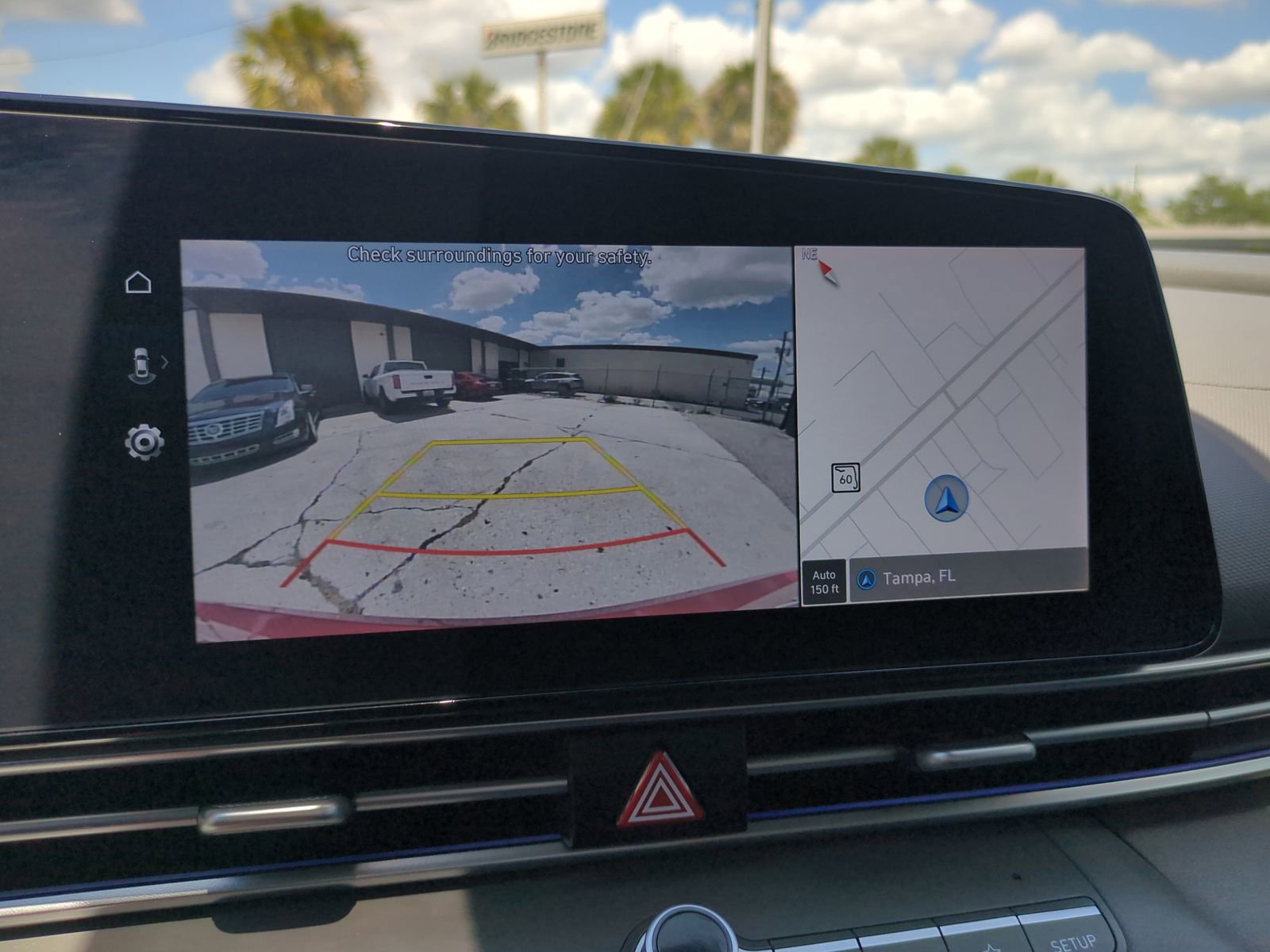 Certified 2025 Hyundai Elantra SEL FWD image 24