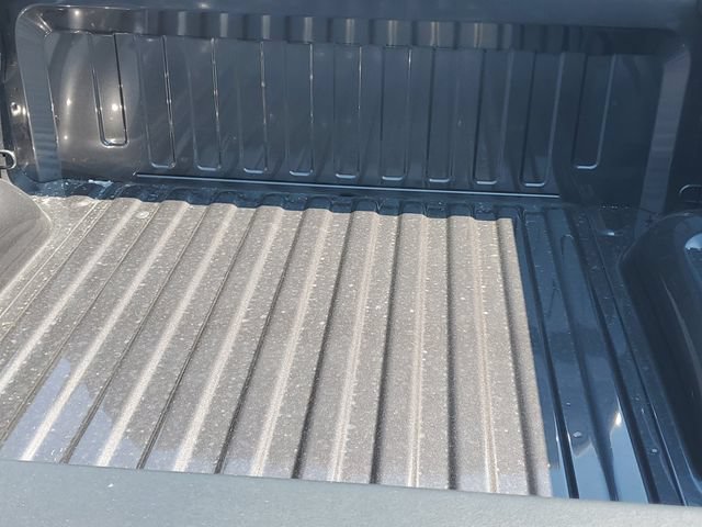 New 2026 RAM 1500 Laramie w/ Sport Appearance Package AWD/4WD image 8