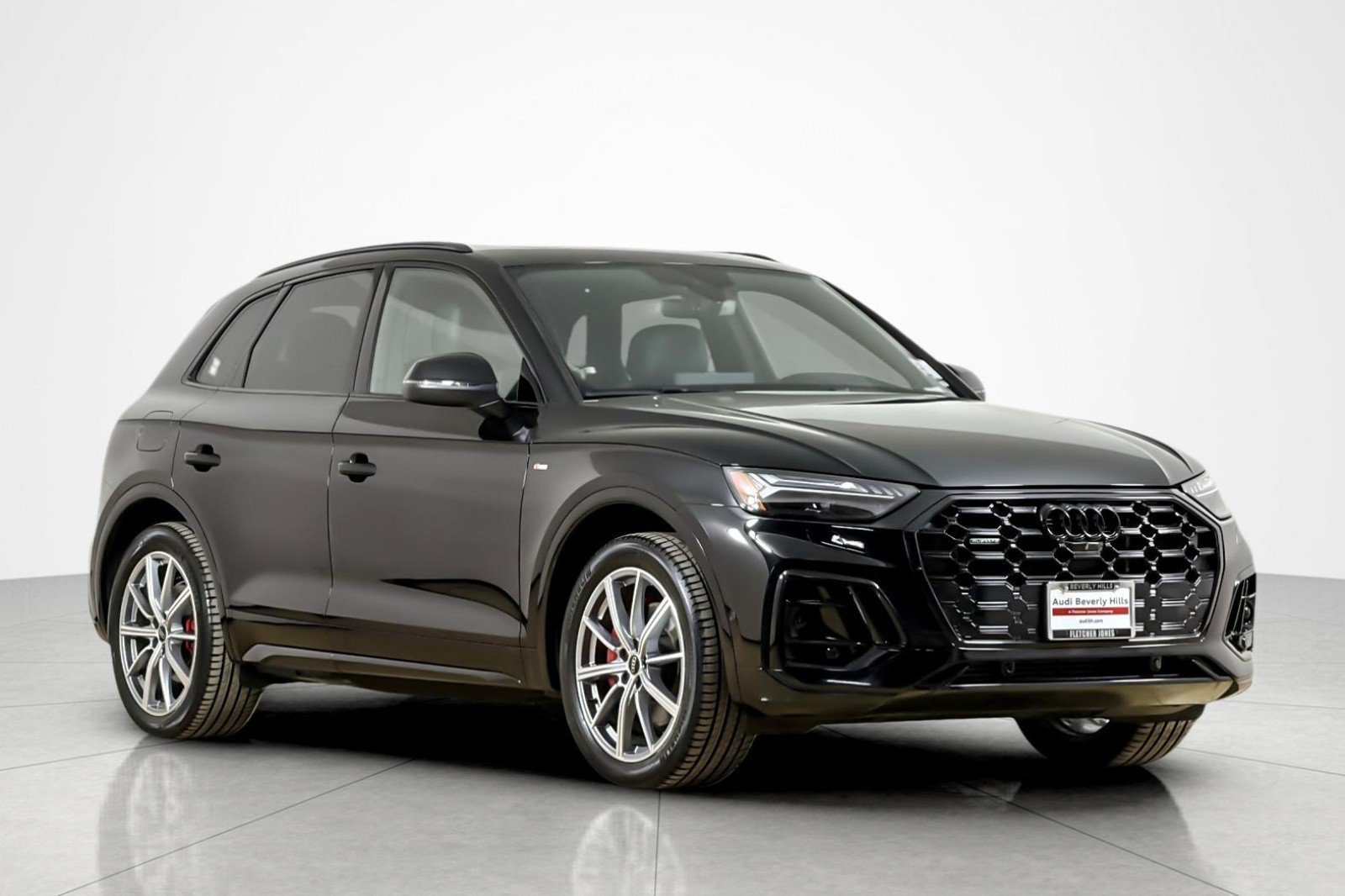 Used 2024 Audi Q5 e Prestige w/ Prestige Package AWD/4WD image 7