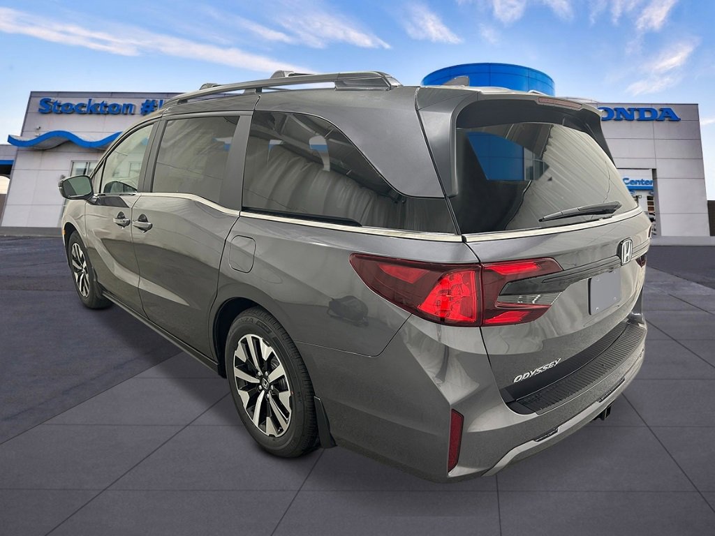 New 2026 Honda Odyssey EX-L image 3